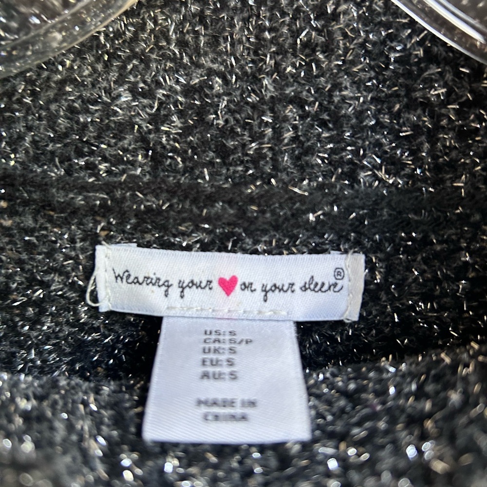 Ladies sweater. - Picture 3 of 5